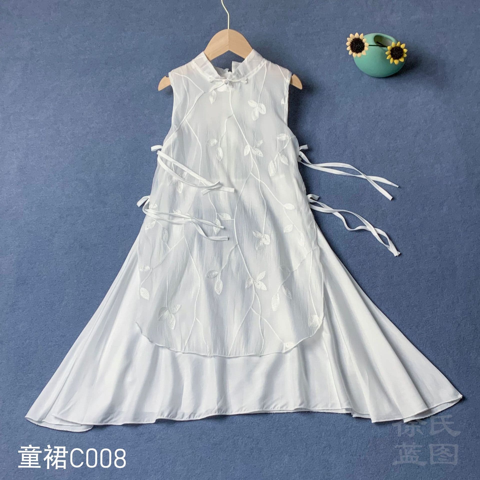 Tie-Dye White Base Chinese Style Girls Dress Children's Summer Embroidered Little White Dress Stand Collar Sleeveless Kids Dress for Girls