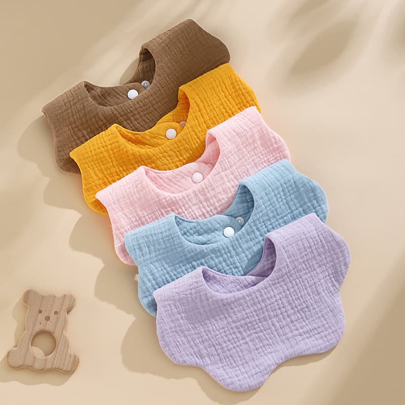 Cross-border Korean style plain baby bibs, petal infant drool bibs, Class A pure cotton gauze children's drool catchers