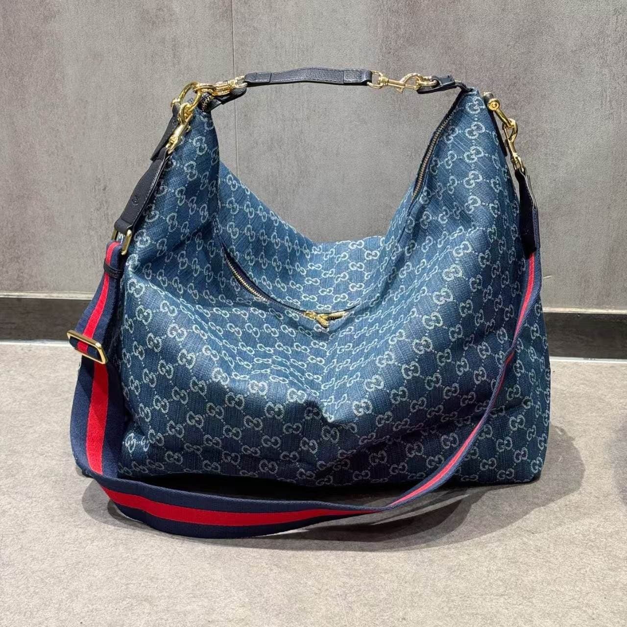 Cross-border New M LV Women's Bags Chain Bag Messenger Bag Tote Bag Pillow Bag Underarm Bag Tote Bag Chain Bag