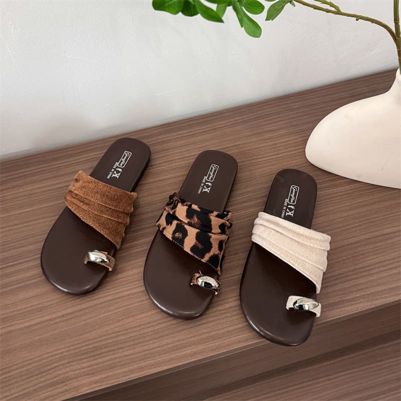 Women's Pleated One-Strap Toe Sandals for Summer 2026, Flat Roman Casual Slippers, High-End Style for Outdoor Wear