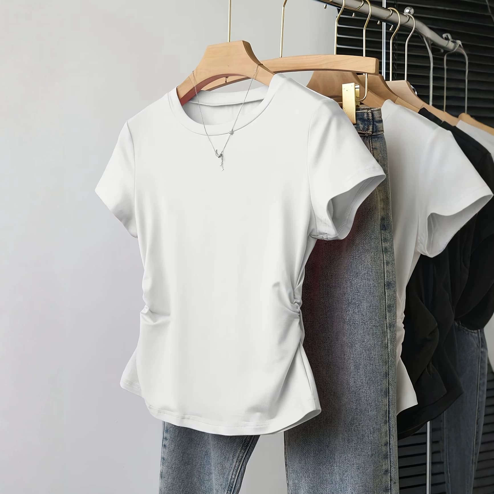 2026 European and American cross-border spring and summer new women's round neck short-sleeved T-shirt slimming pullover pleated versatile bottoming top