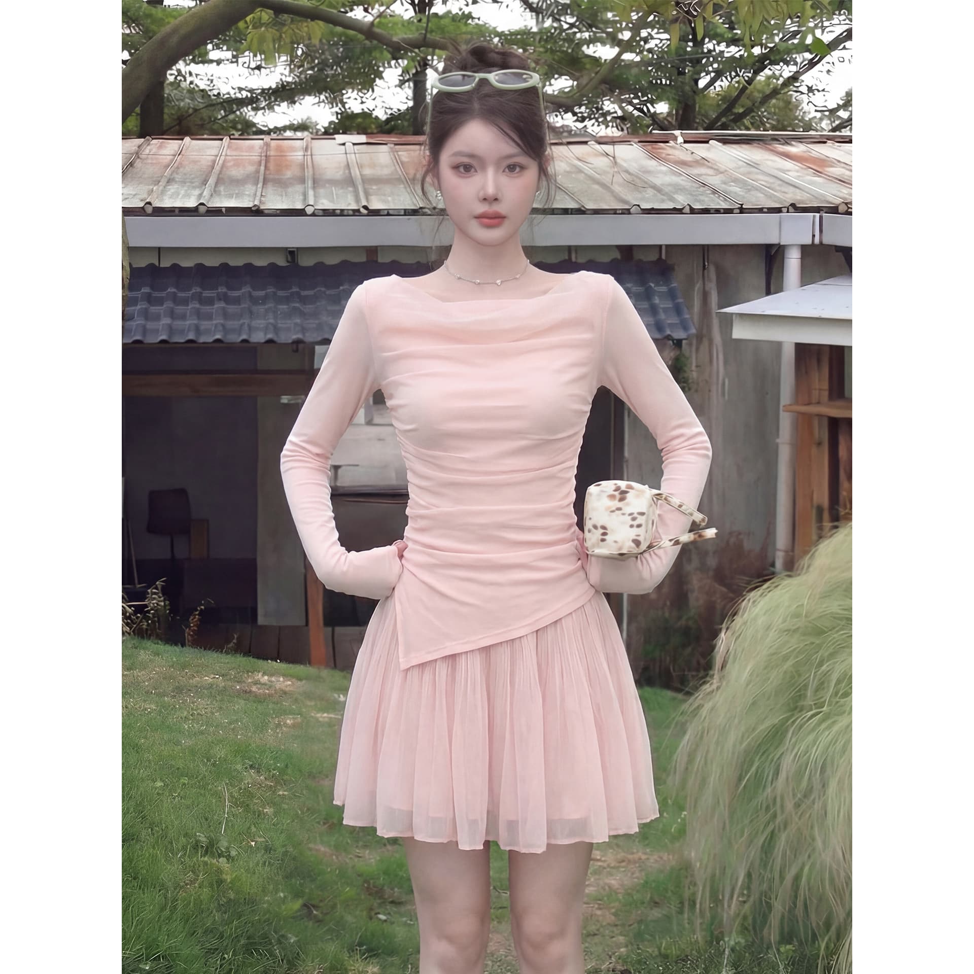 [New Arrival] Spring/Summer Sweet Style Waist-Tightening Slim-Fit Long-Sleeve Top with High-Waist A-Line Skirt Two-Piece Set for Women