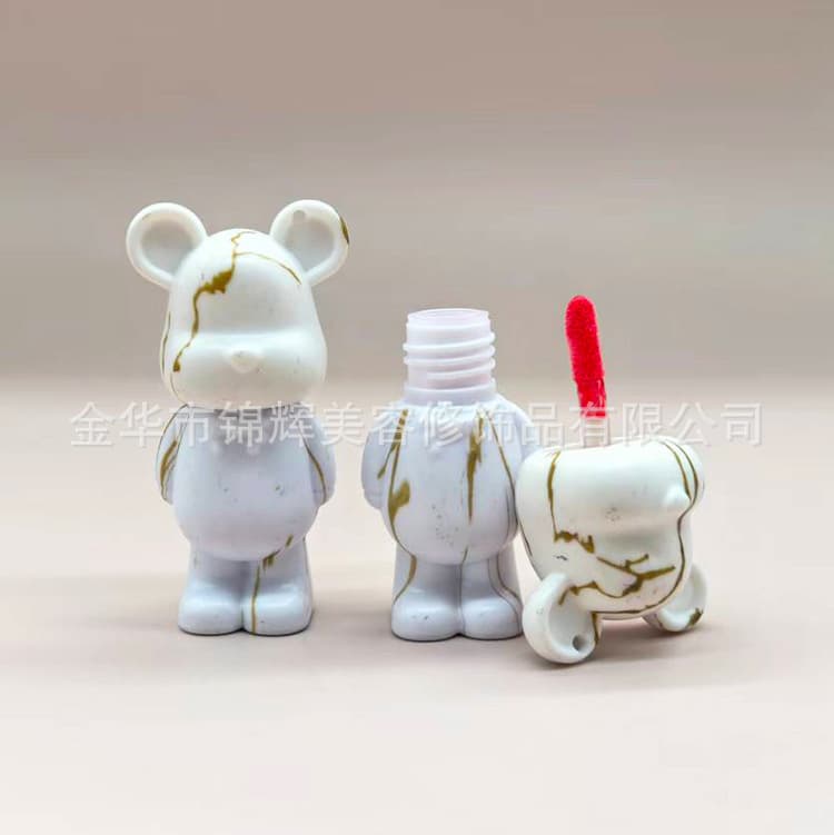 Cute bear-shaped lip gloss for export only.
