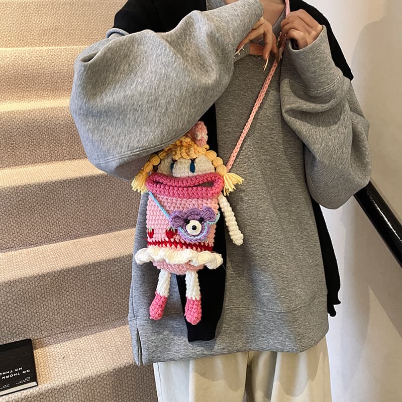 New cute handmade crochet bag cartoon big mouth girl girl doll woolen bag finished woven ladies crossbody bag