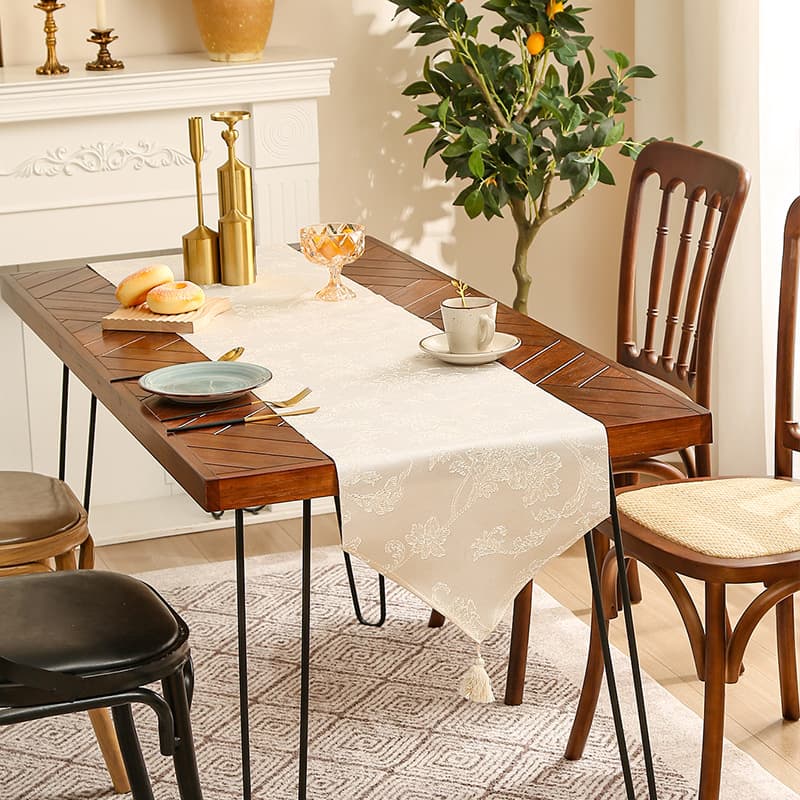 New Luxury High-End Coffee Table Morning Glory Table Runner American Retro High-End Dining Table Mat Table Runner Factory Wholesale