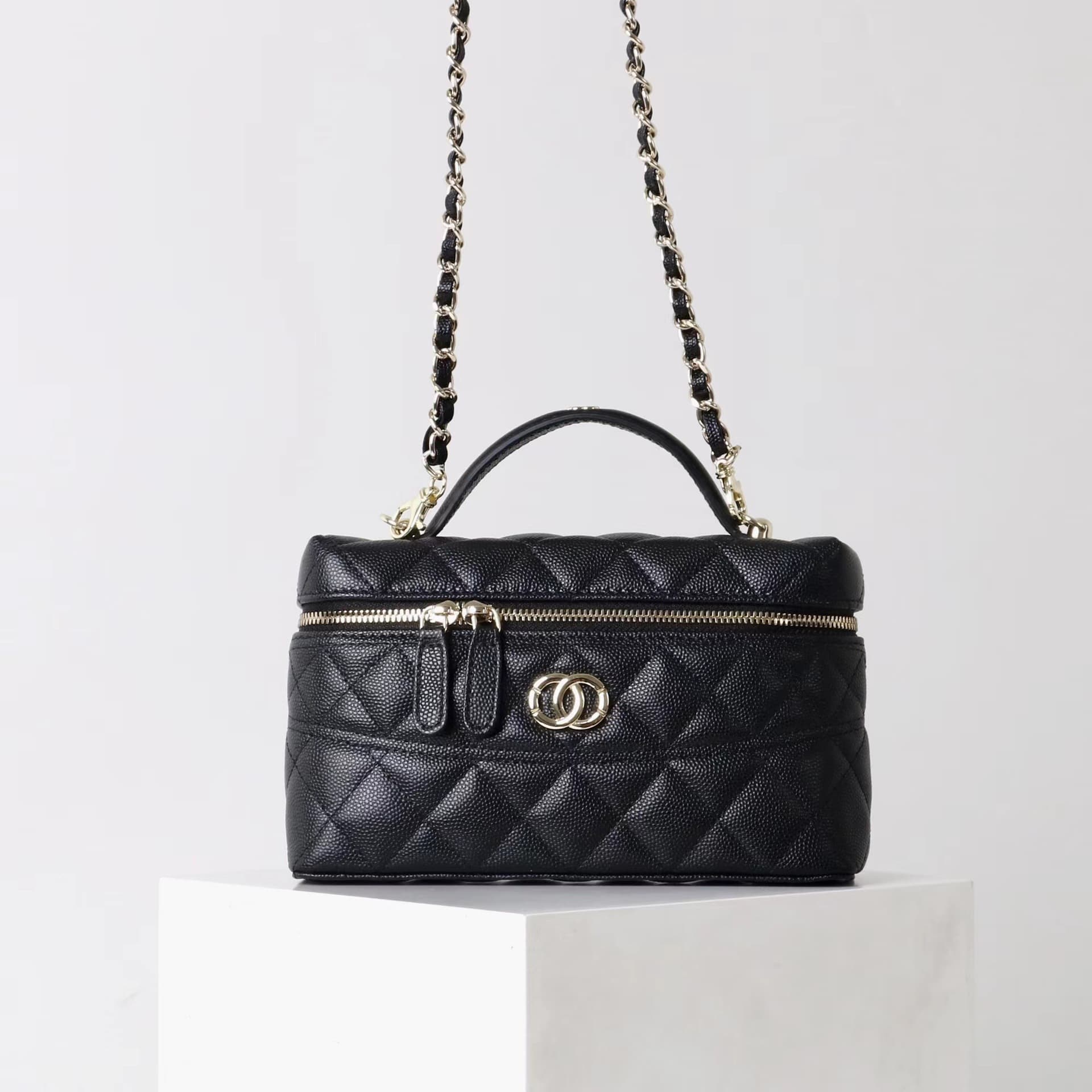 New Style Pebbled Matte Cowhide Small Chanel Box Bag with Caviar Leather Handle and Quilted Chain Small Square Bag