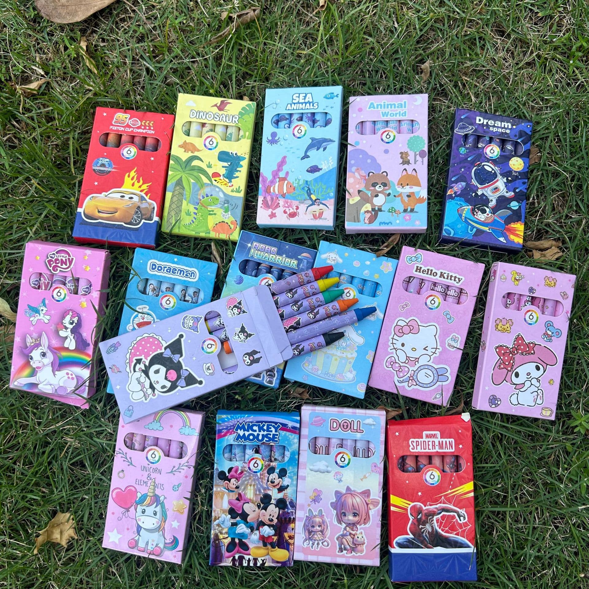 Mini Cartoon 6 Colors Crayons Set for Kindergarten Graffiti Gift Stationery Kids Educational Tools Unicorn Design Non-Wipeable