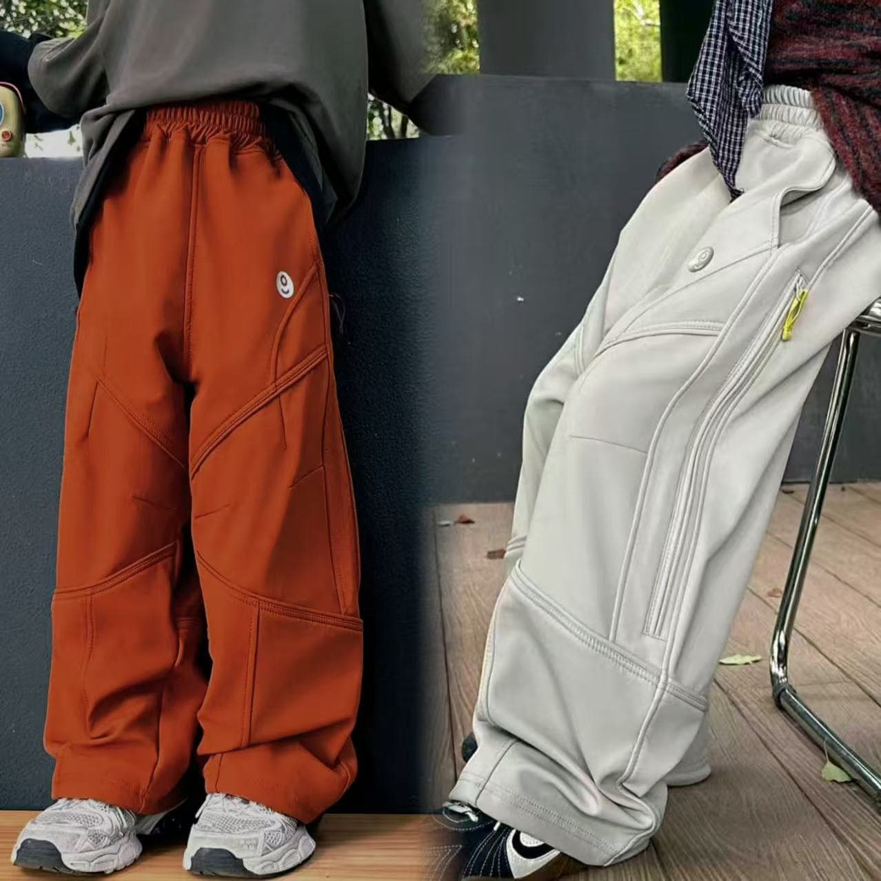 Fleece-lined waterproof and windproof pants, a best-selling children's outdoor style for 25 years, versatile, warm, and available in multiple colors. T22-6083-1