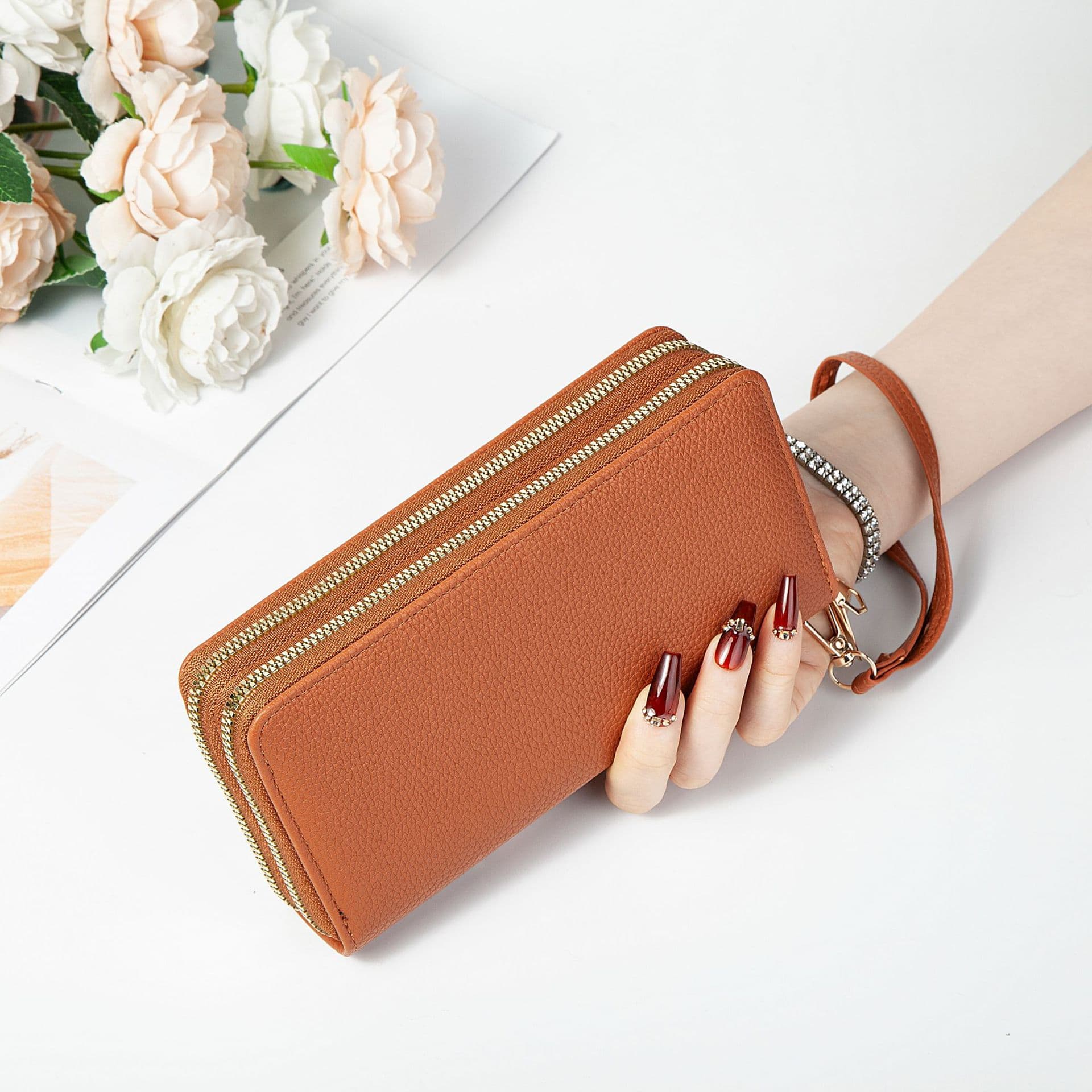 Solid Color Women's Long Wallet with Double Zipper, Large Capacity Clutch Bag, Premium Fashionable Simple Double-Layer Wallet Phone Bag