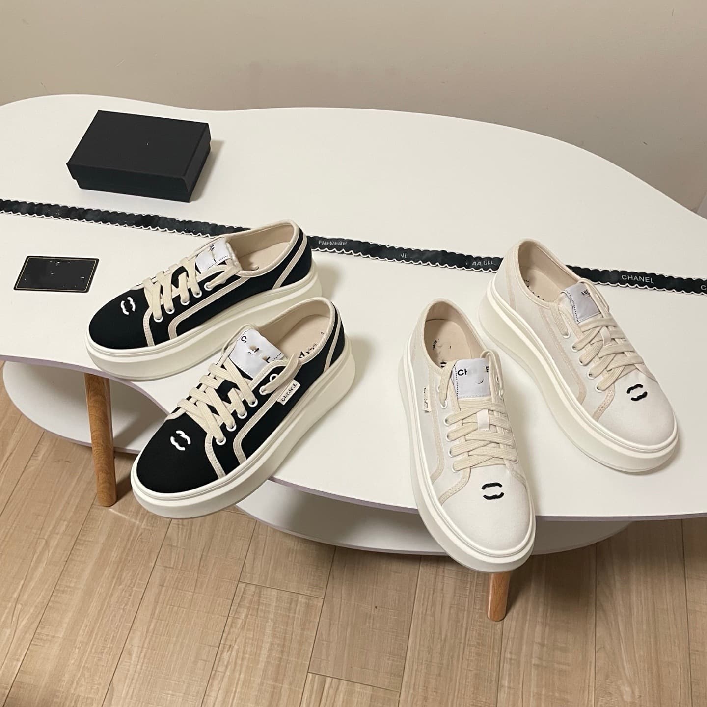 Xiangxiangjia Sports Casual Shoes Thick Sole Height Increase Cookie Women's Shoes Slip-On Lazy White Canvas Shoes Women's Shoes