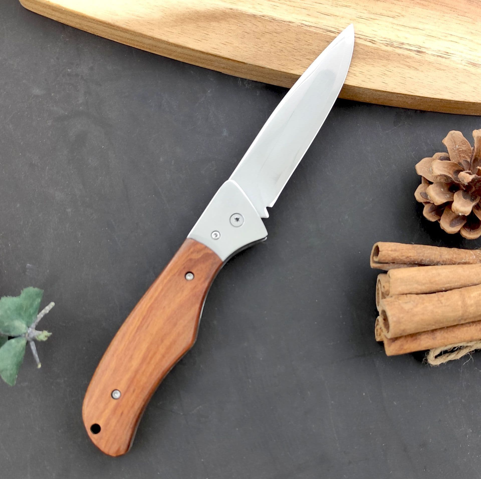 Manufacturer's stainless steel multifunctional hunting knife, portable small straight knife with wooden handle, Mongolian handle meat knife, folding fruit knife