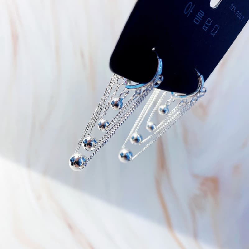 No. 5526 990 Pure Silver Heart Ear Clips with Tassel Bead Earrings