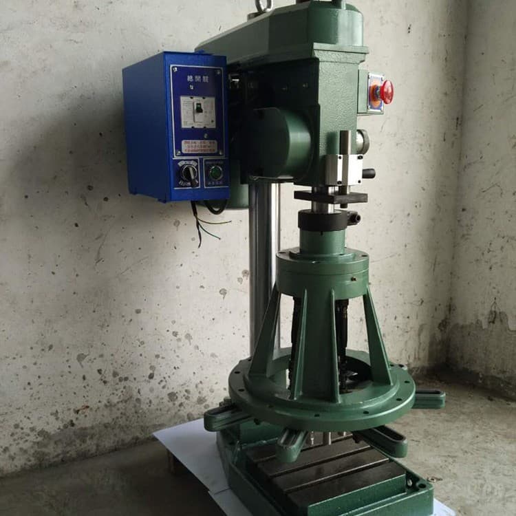 Factory Direct Sales, Multi-axis Automatic Tapping Machine 6516 Automatic Tapping Machine, Quality Guaranteed with One-year Warranty