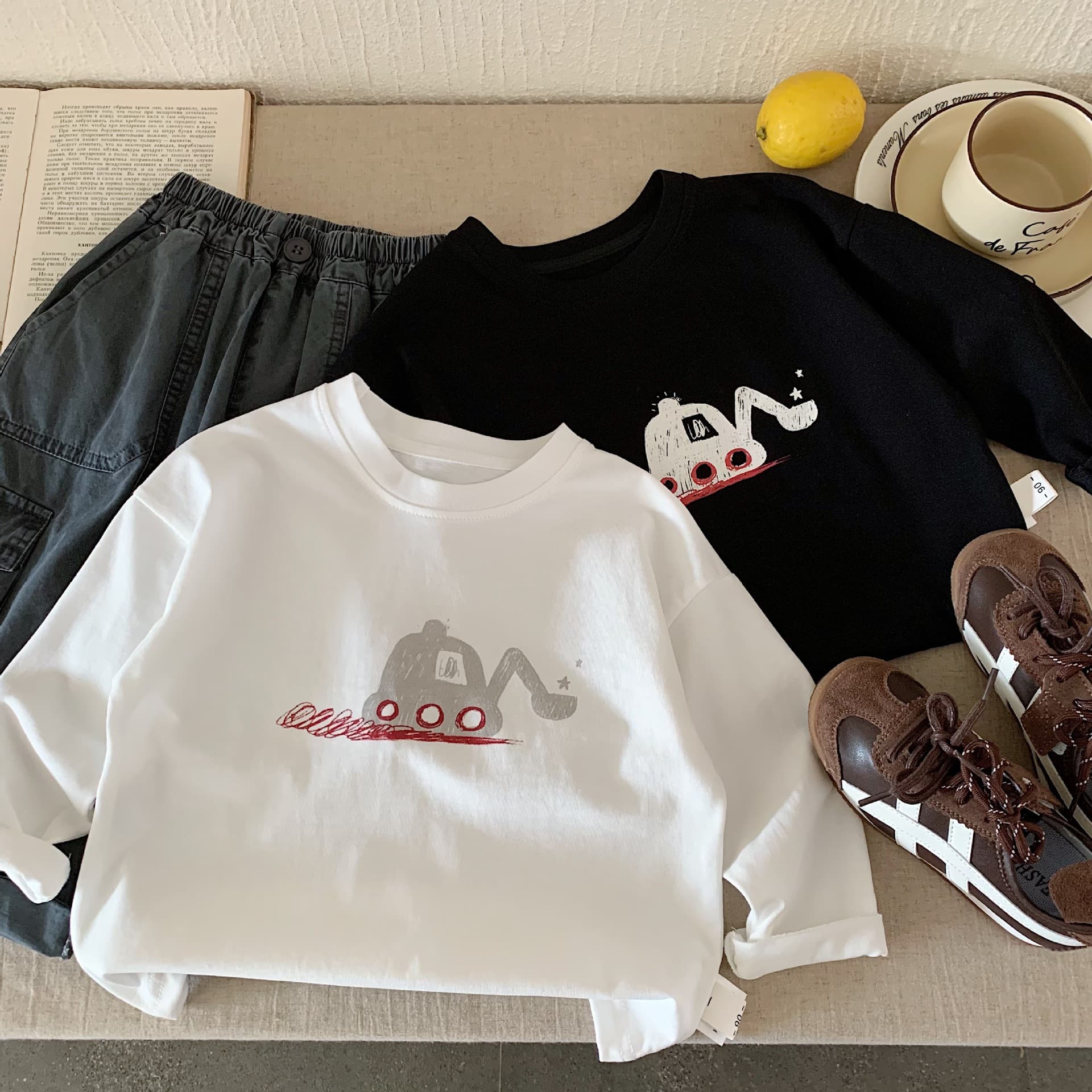 Cute and Soft~ Korean Style Children's Cotton Cartoon Long-Sleeve Casual T-Shirt for Boys and Girls, Stylish and Versatile Base Layer