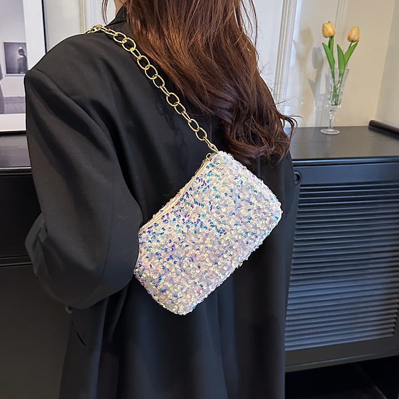 2024 New Nightclub Style Shoulder Bag Women’s Chain Bag Colorful Fashion Handbag Bag Women’s Contrast Color Sequin Underarm Bag
