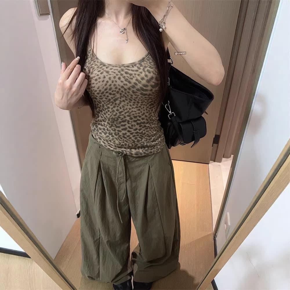 Women's Spaghetti Strap Camisole Top for Summer, Backless Design, Unique and Beautiful Leopard Print Sleeveless Blouse