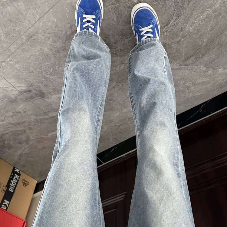 Light blue washed bootcut jeans for men in summer American high street vibe slim pants cleanfit straight pants