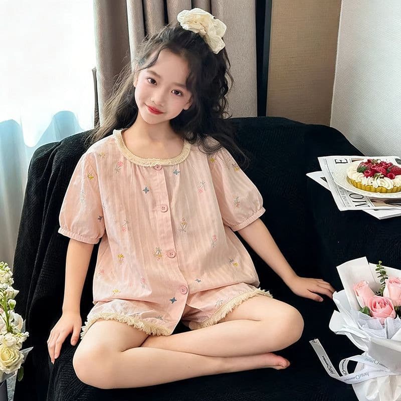 Girls' Pajamas with Sweet and Ladylike Floral Designs, Children's Spring and Autumn Short-Sleeve Shorts Cardigan, Girls' Loungewear That Can Be Worn Outside