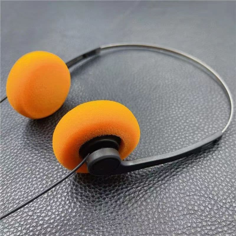 Xiaohongshu Same Classic Retro Headphones for Photography, Portable, Clear Vocals, Small Over-Ear, Foreign Trade Wholesale