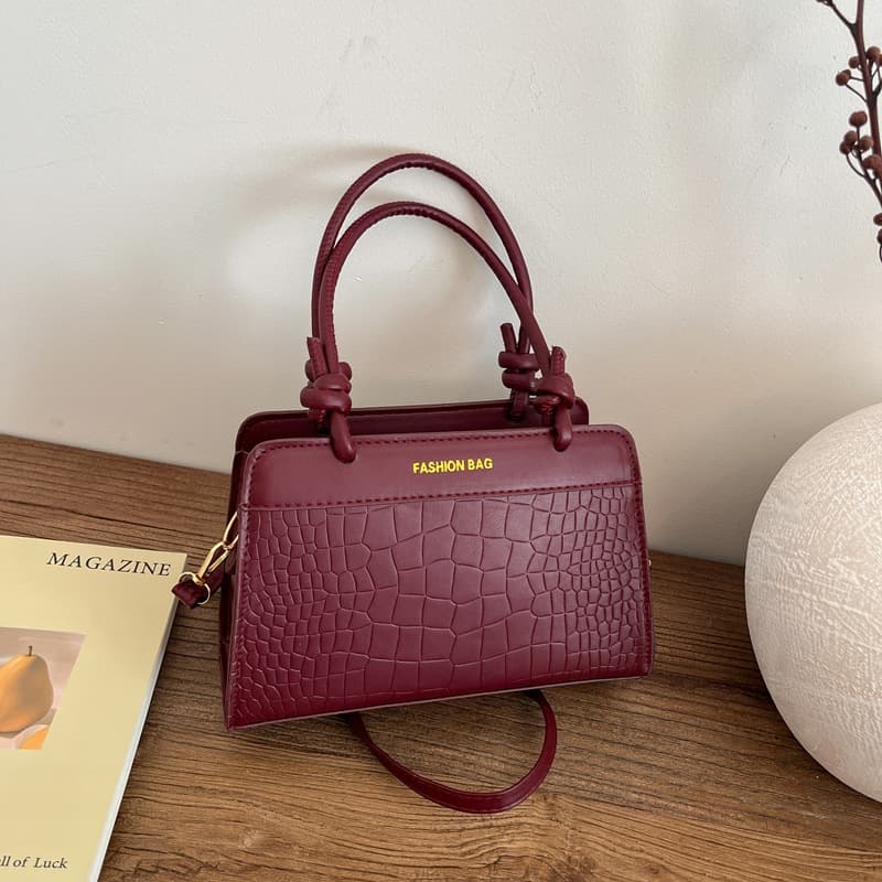 Trendy new Korean style casual temperament commuting women's hot stamping letters fashion simple one-shoulder hand-held cross-body small square bag