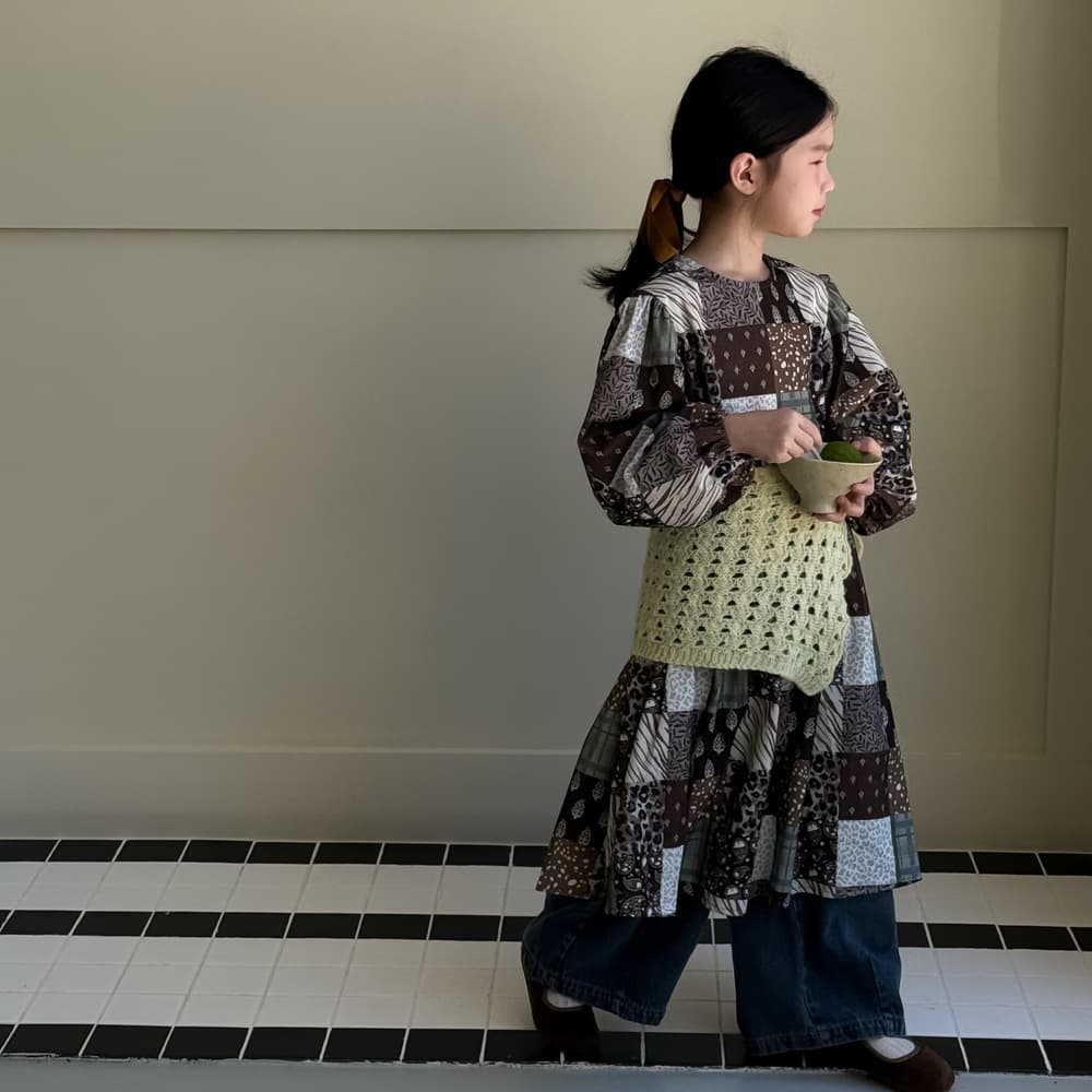 Girls' Dress 2026 Autumn Korean Style Color-Block Long-Sleeve Dress Children's Round Neck Plaid Pastoral Long Dress