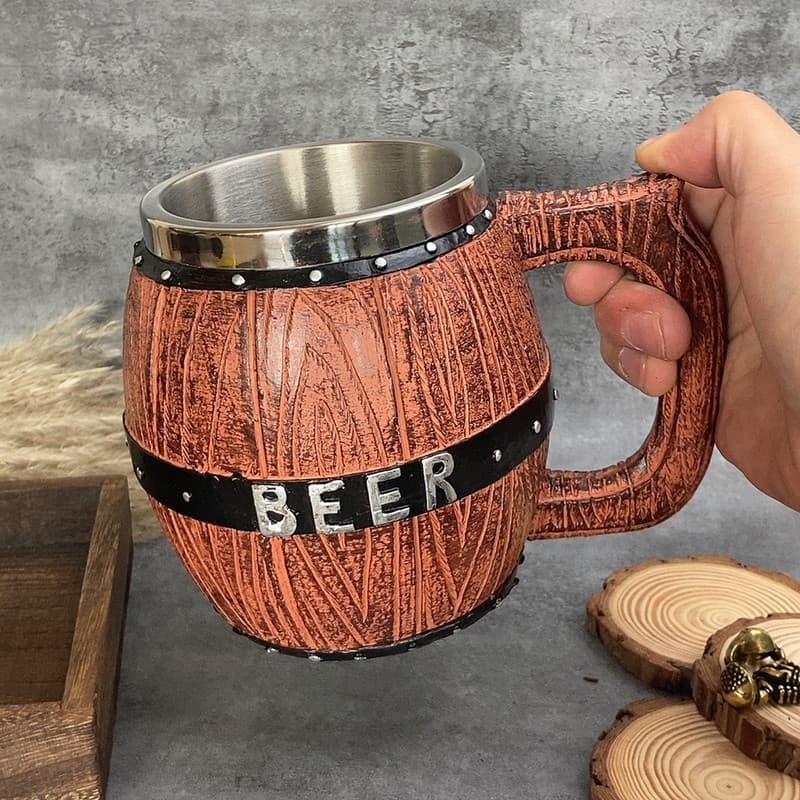 Simulated Wooden Barrel German Beer Mug Vintage Creative Large Mug Stein Double-layer Relief Glass Metal Bar Cup
