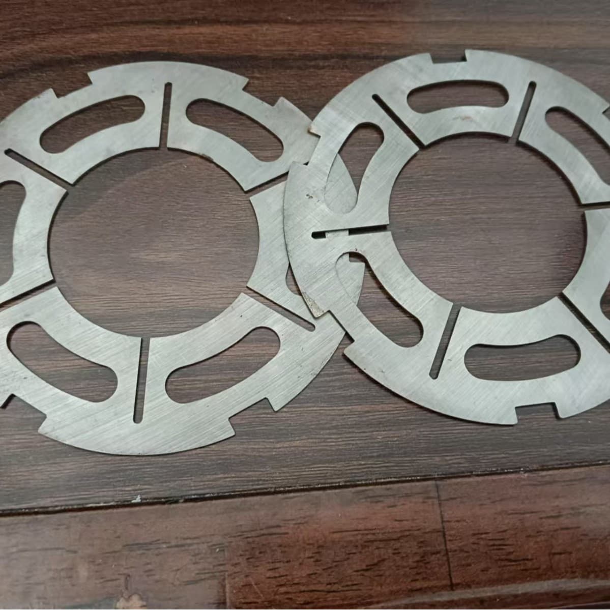Genuine original 29016597 friction plate B1DL-II-355(65Mn).
