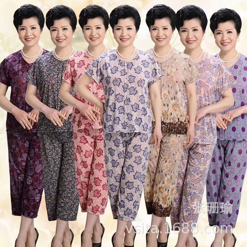Short Sleeve T-Shirt Top for Elderly Women 70 Years Old, Summer Set for Grandmothers