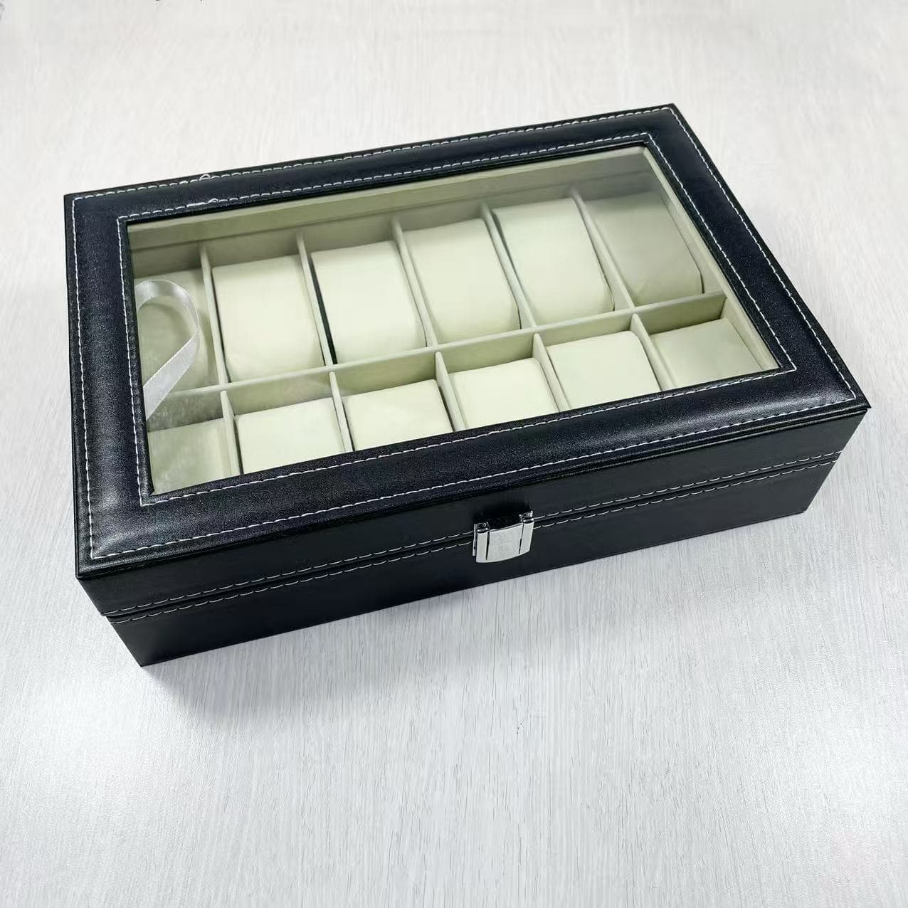 Watch boxes, jewelry packaging boxes, cross-border hot-selling transparent windowed storage and display boxes.