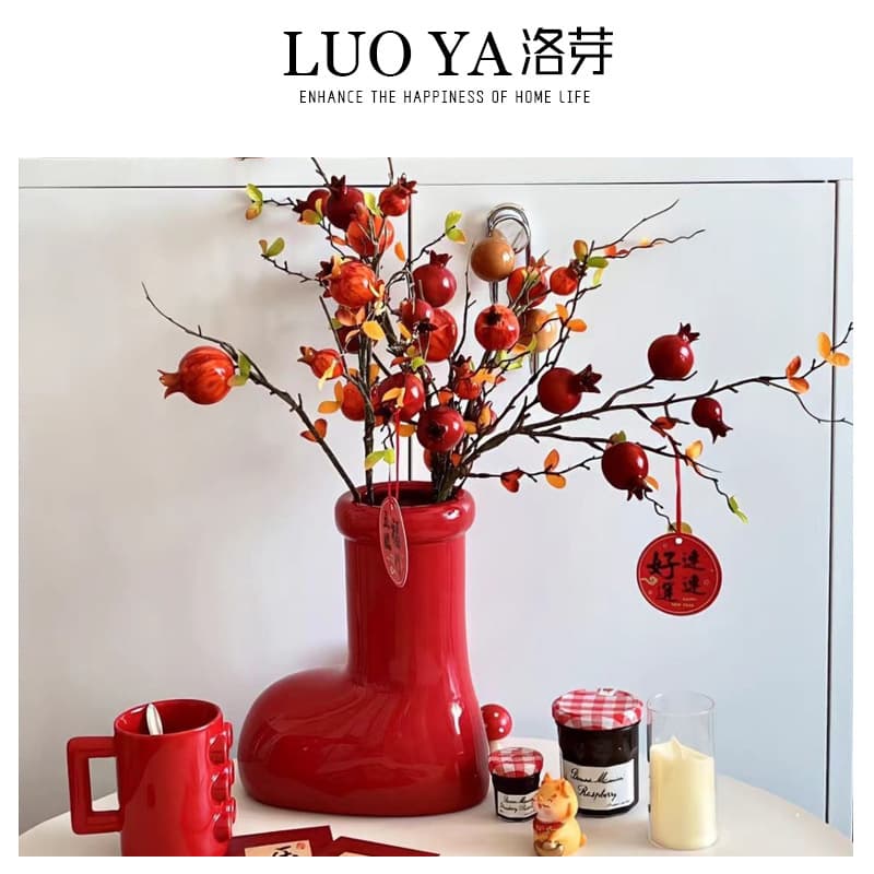 Red Shoe Ceramic Vase for Living Room TV Cabinet Creative Decoration High-End Stylish Flower Vase for Dried Flowers