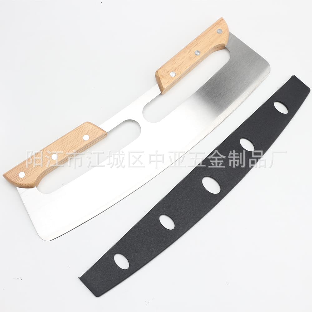 Stainless Steel Pizza Cutter with Wooden Handle and Blade Cover, Kitchen Tool