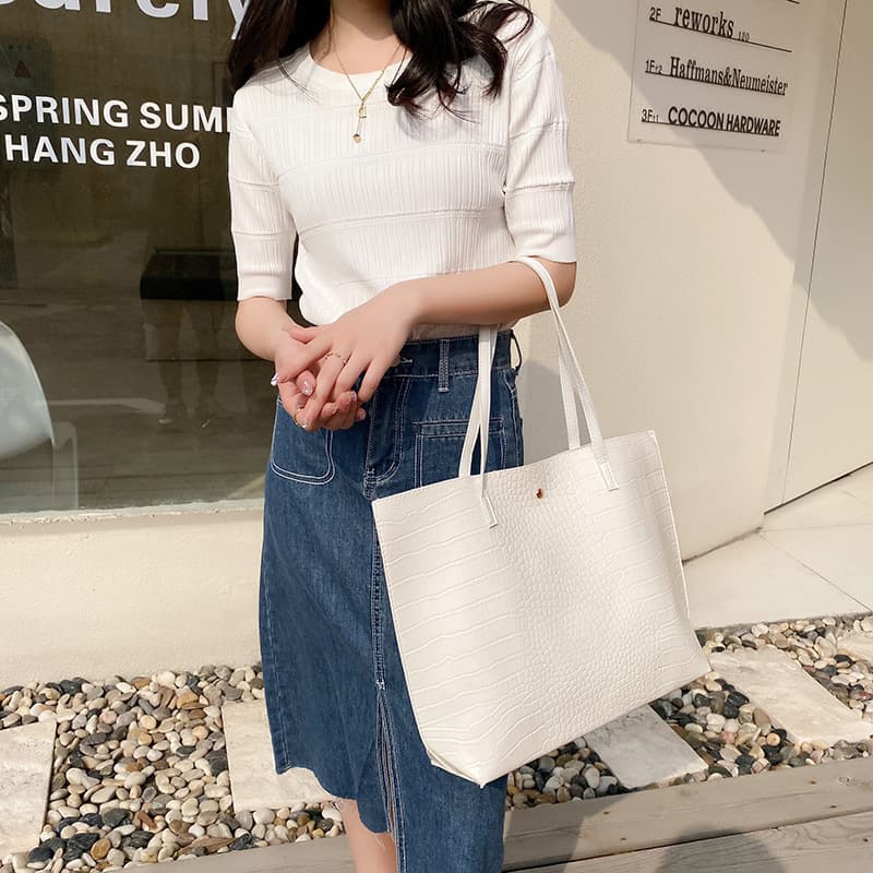 2024 Wholesale Niche Fashion Crocodile Pattern Women's Bag Simple Commuter Tote Large Capacity Shopping Bag