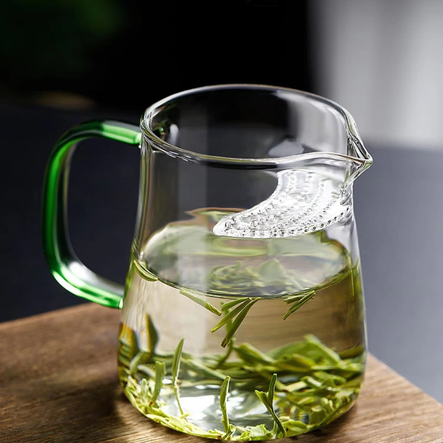 Integrated Tea Strainer Fairness Cup Thickened Heat-Resistant Glass Transparent Brewing-Specific Crescent Filter Tea-Water Separator