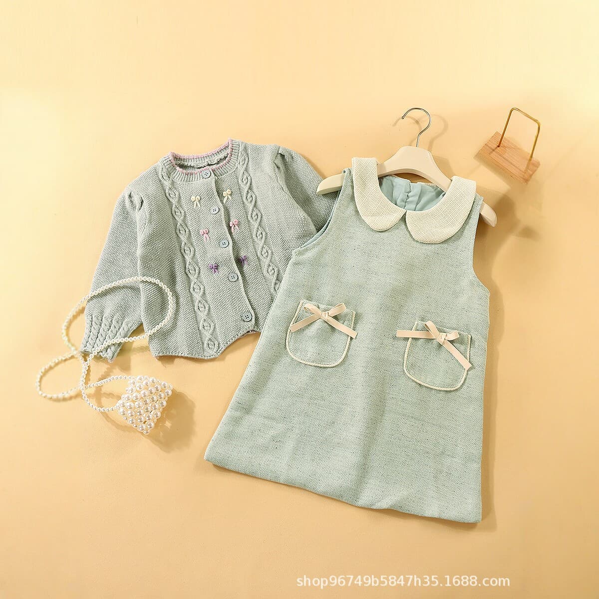 Cross-border Amazon girls' embroidered suspender skirt princess skirt suit two-piece knitted sweater cute woolen wool