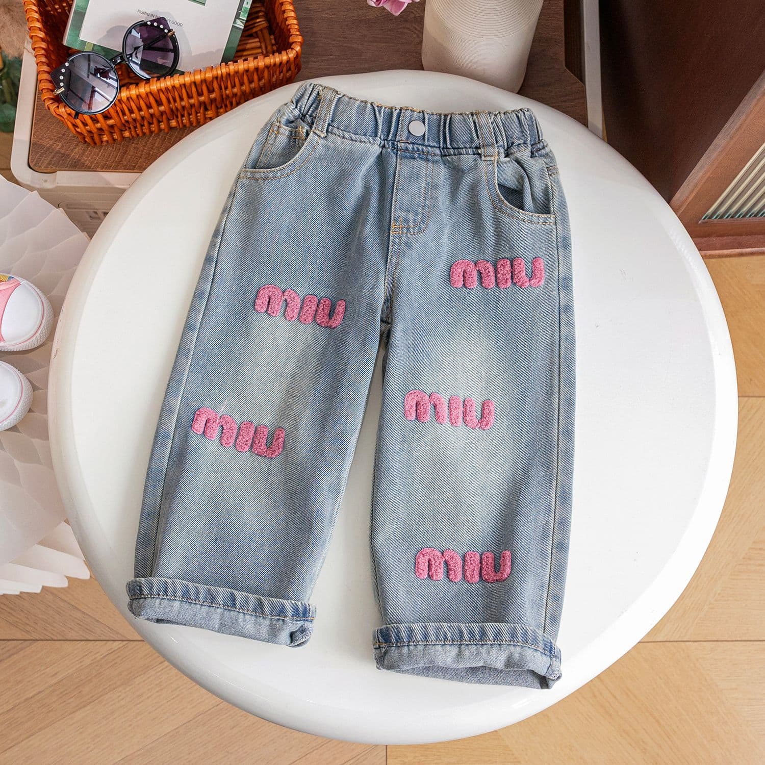 Girls Jeans 2026 Autumn New Style Baby Toddler Kids Fashion Embroidered Wide Leg Straight Pants