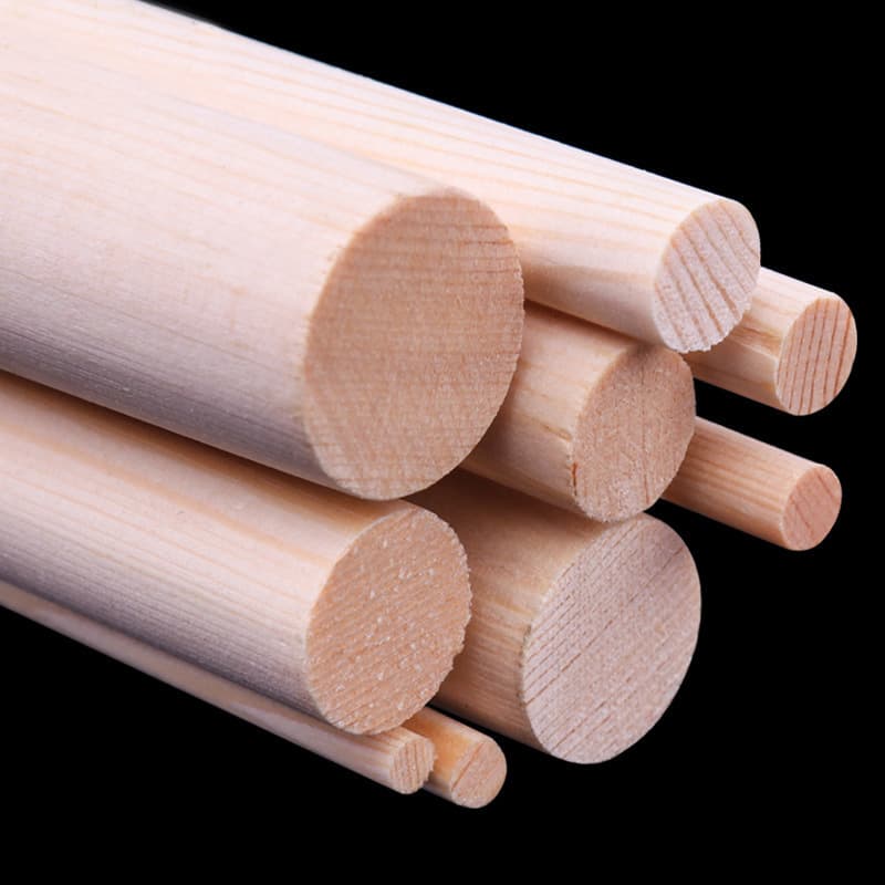 Pine wood logs, sticks, broom handles, flagpoles, curtain rods, wardrobe rods, factory processing, custom wholesale in various sizes.