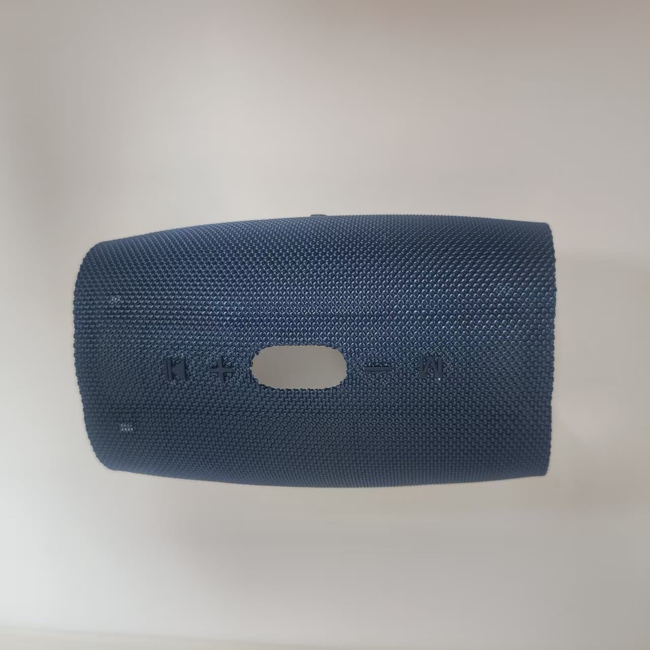 Bluetooth speaker shell fabric wrapping processing