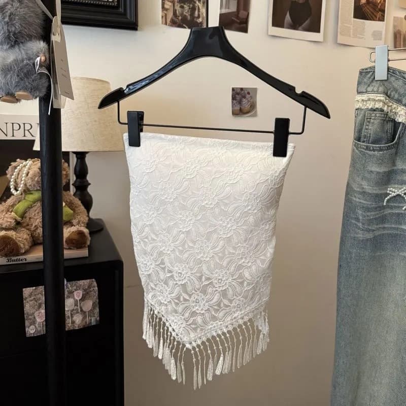 Pure and Sexy Irregular Lace Fringe Tube Top for Women with Built-in Pads, Strapless, Non-Slip, Ruffled Backless Bra Top