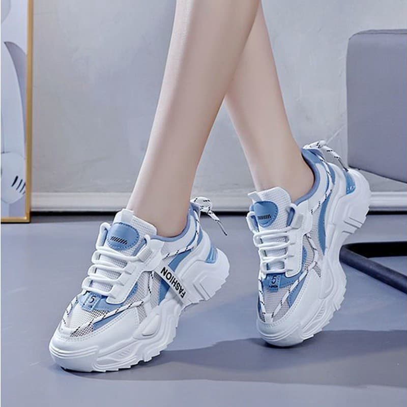 Mesh Breathable Height-Increasing Sneakers Versatile White Shoes 2025 New Casual Sports Shoes Women's Inner Height