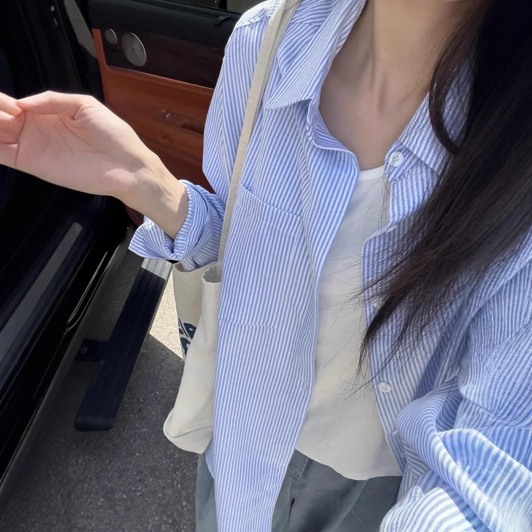 2025 Summer New Women's Blue Striped Shirt Loose Thin Casual Blouse Versatile Top Sun Protection Jacket