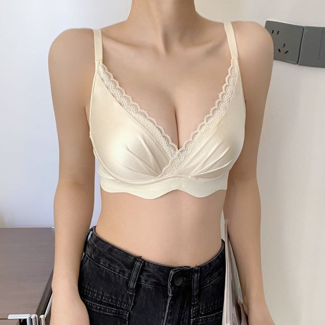 Shaping Women's Plus Size Bra, Minimizing Large Bust, Slimming Push-Up Sexy Lift Anti-Sagging Side Boob Control Bra
