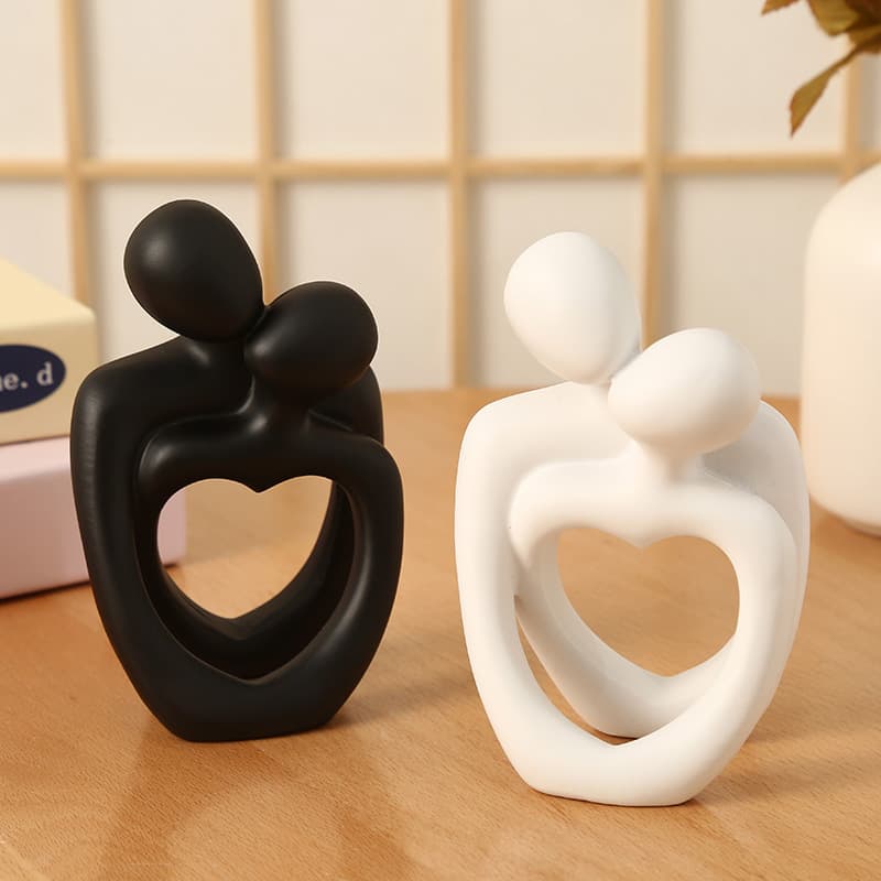 Cross-Border Foreign Trade Same Style Couple Abstract Sculpture Ornaments Bedroom Decoration Couple Hugging Sculpture Desktop Resin Products