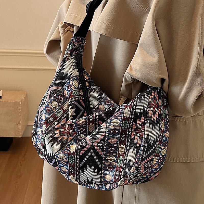 Large Capacity Ethnic Style Dumpling Bag for Women 2025 New Trendy Crossbody Bag Ins Niche Single Shoulder Bag for Women