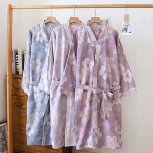 Pure Cotton Gauze Bathrobe for Women, Absorbent Autumn/Winter Wearable Bath Towel, Quick-Dry Sleepwear for Bathing
