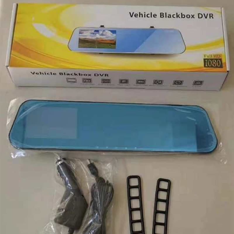 Promotional T605 car DVR with overseas orders, gifts, insurance, 2.4-inch and 3.5-inch rearview mirror dashcams available for drop shipping.