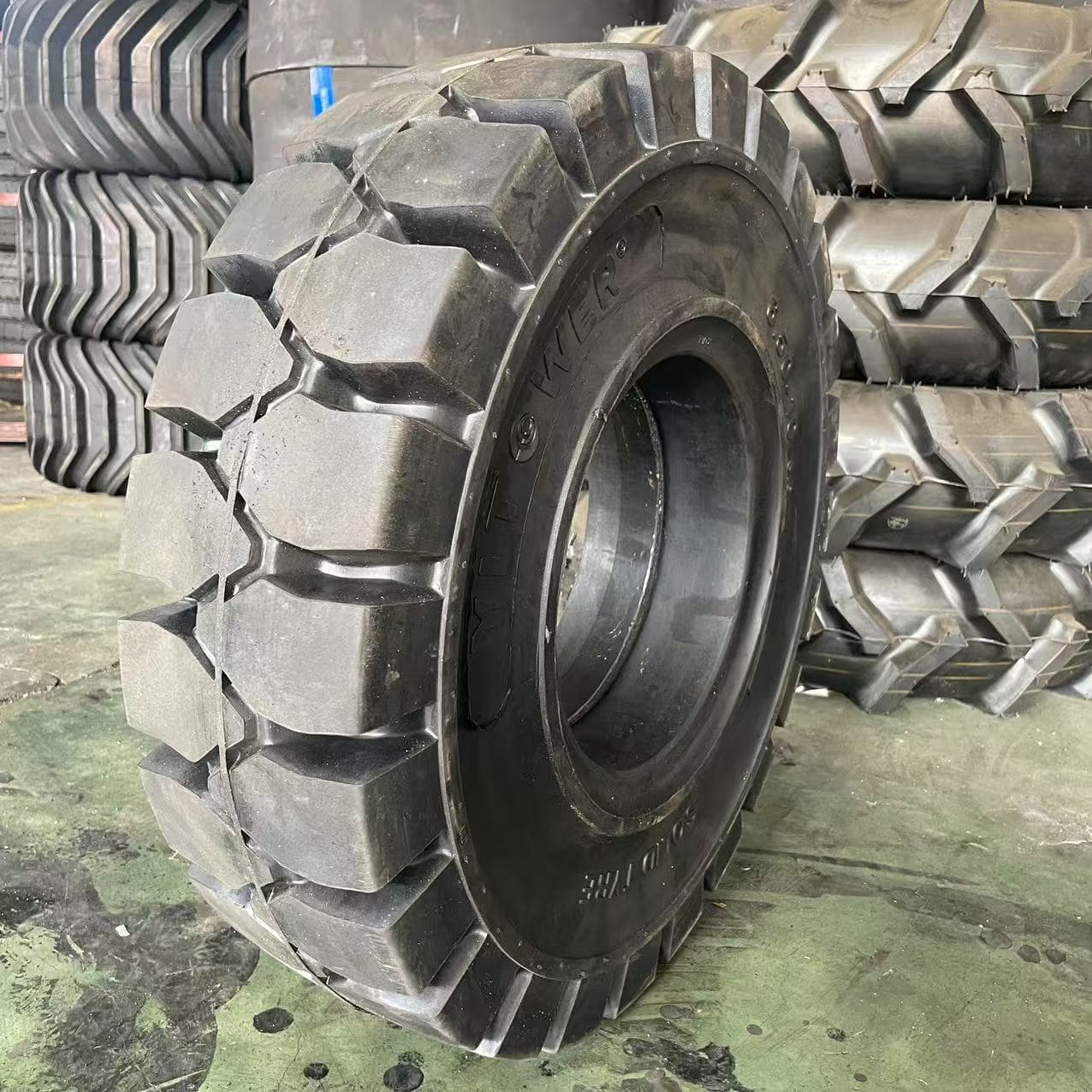 Hangcha Solid Tire 650-10 23*9-10 200/50-10 7.00-12 Compatible with Steel Rim