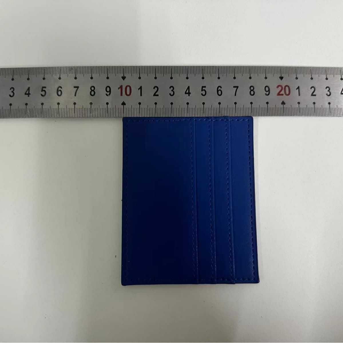 Card holder with large capacity card slots, small card holder with multiple cards, exquisite leather card holder for men and women, customizable logo