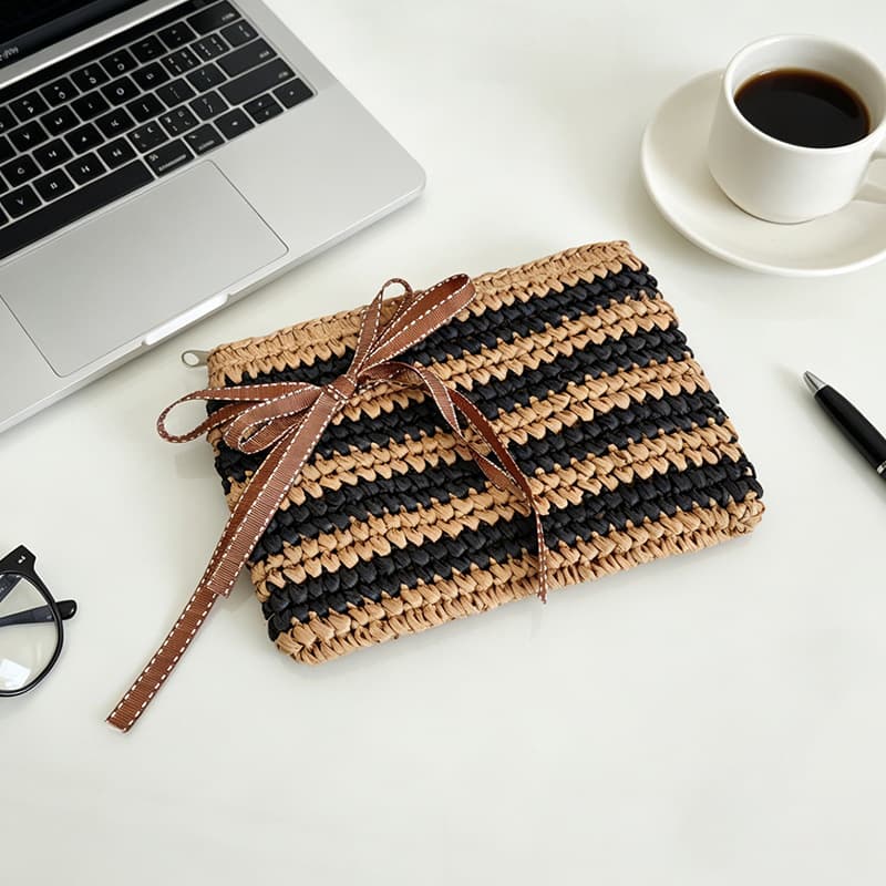 Retro Striped Paper Straw Clutch Handwoven Bow Straw Woven Coin Purse Phone Storage Pouch Low Price Clearance
