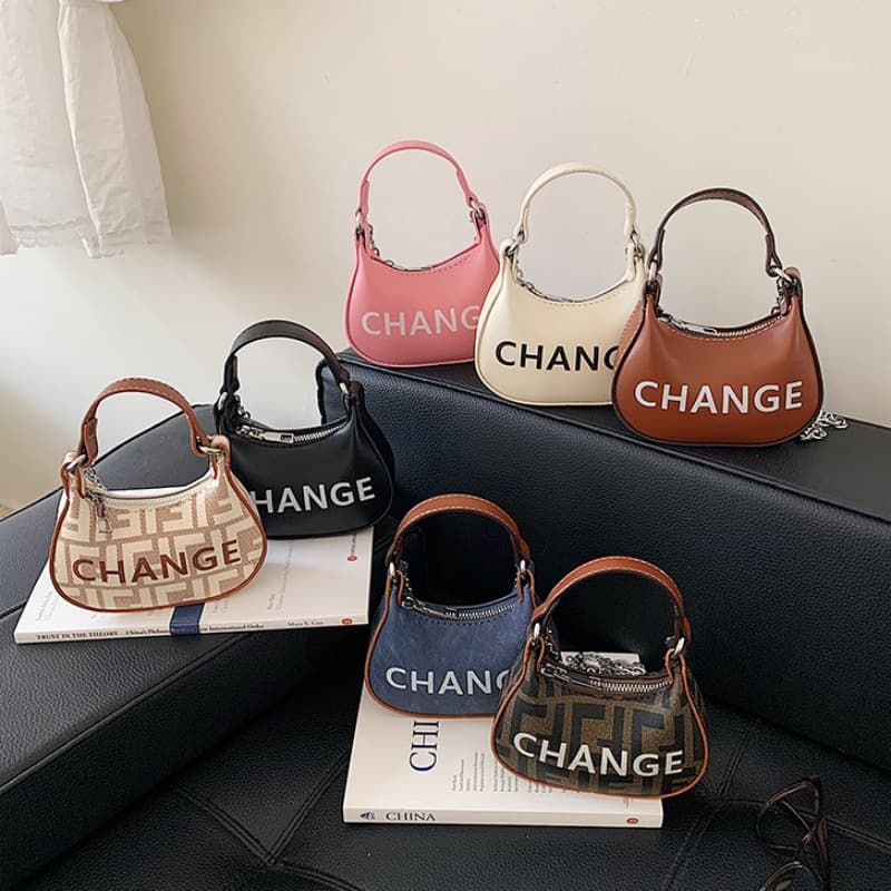 New Mini Handbag 2026 Fashion Moon Bag Shoulder Crossbody Chic Tote Versatile Crossbody Bag