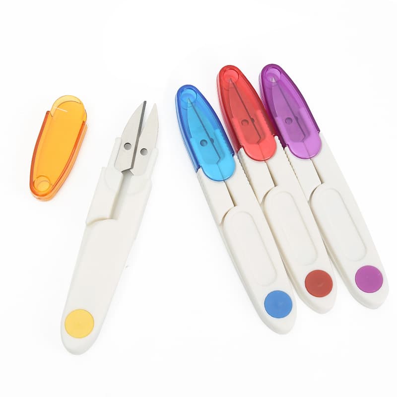 Factory direct sales color transparent cover plastic handle safety yarn cutter fish line cutter thread trimmer portable tailoring tool accessories